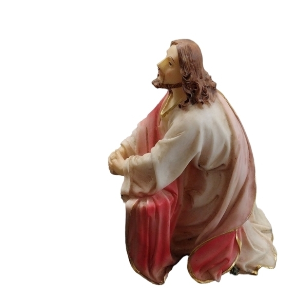 Jesus kneeling and praying in the garden figurine Statue with gold trim‎ - Picture 3 of 11